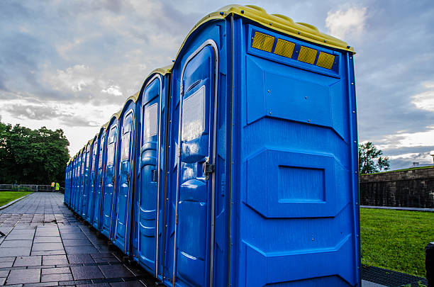 Best Portable restroom trailer rental  in Alamo, TX